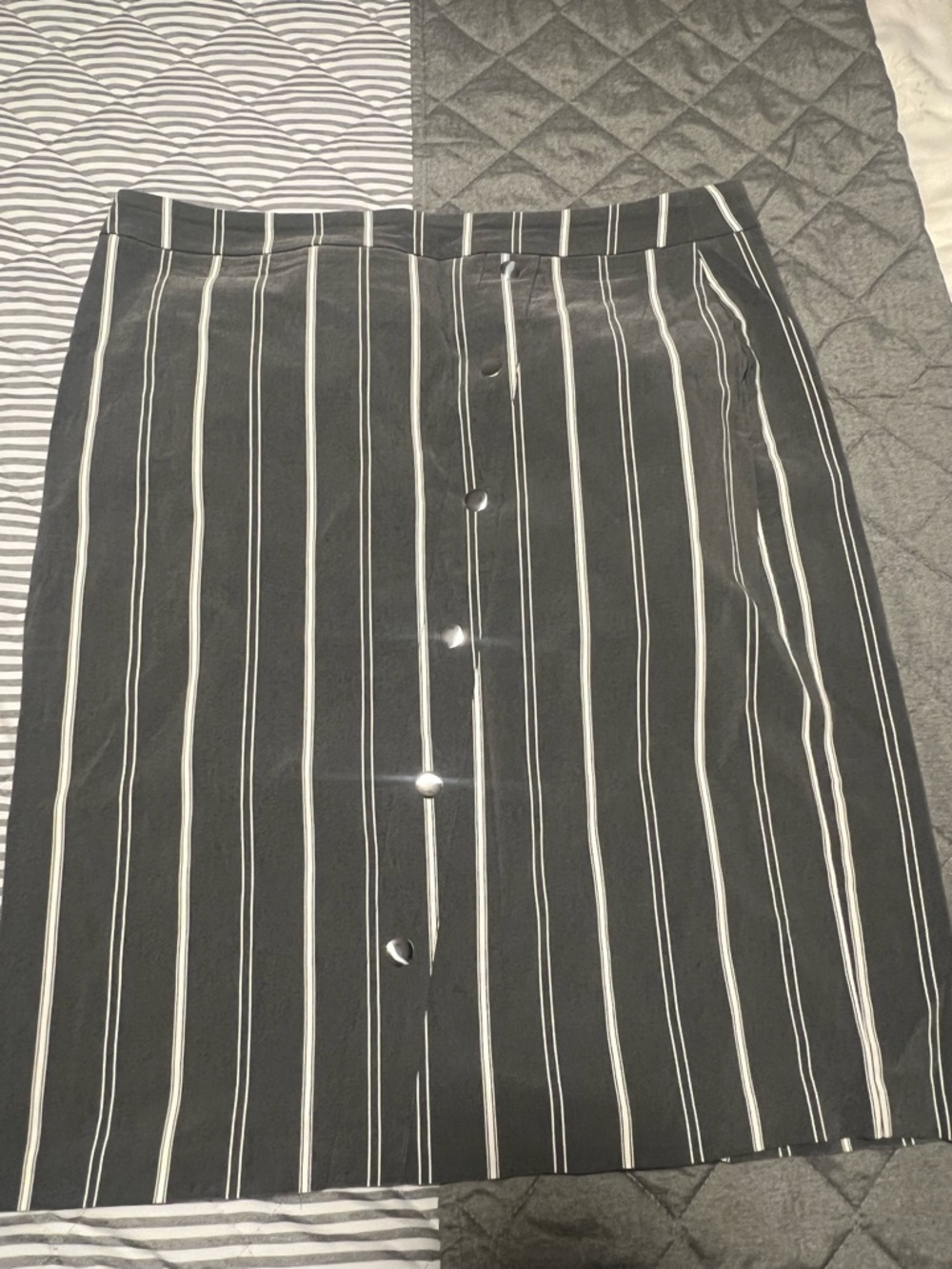 Woman’s XL Black and White Striped Button-Front Skirt